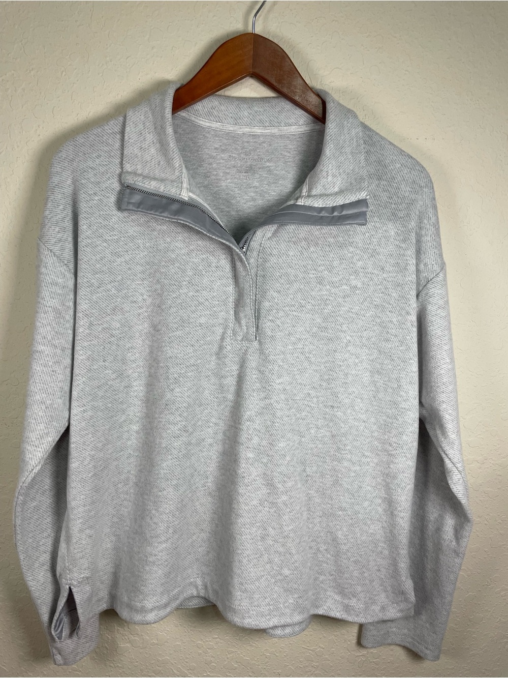 Vineyard Vines Women’s Calmwater Quarter Zip Heather Gray Pullover
